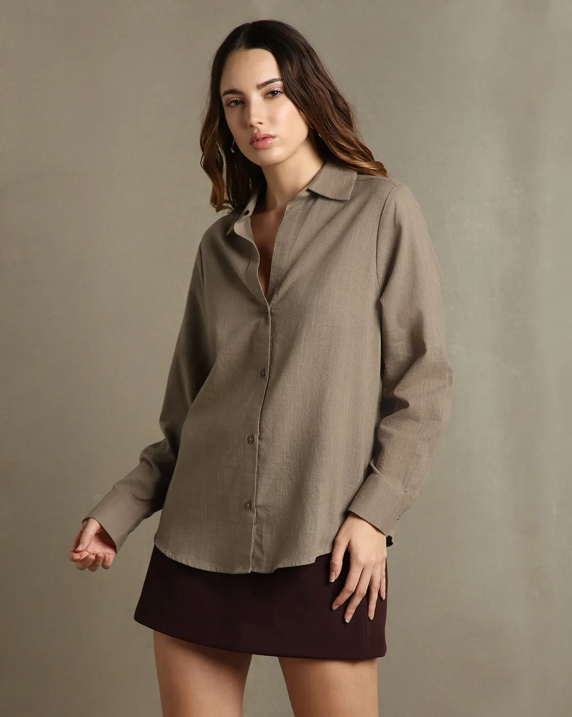 DL Woman Brown Solid Textured Spread Collar Full Sleeves Oversized Shirt