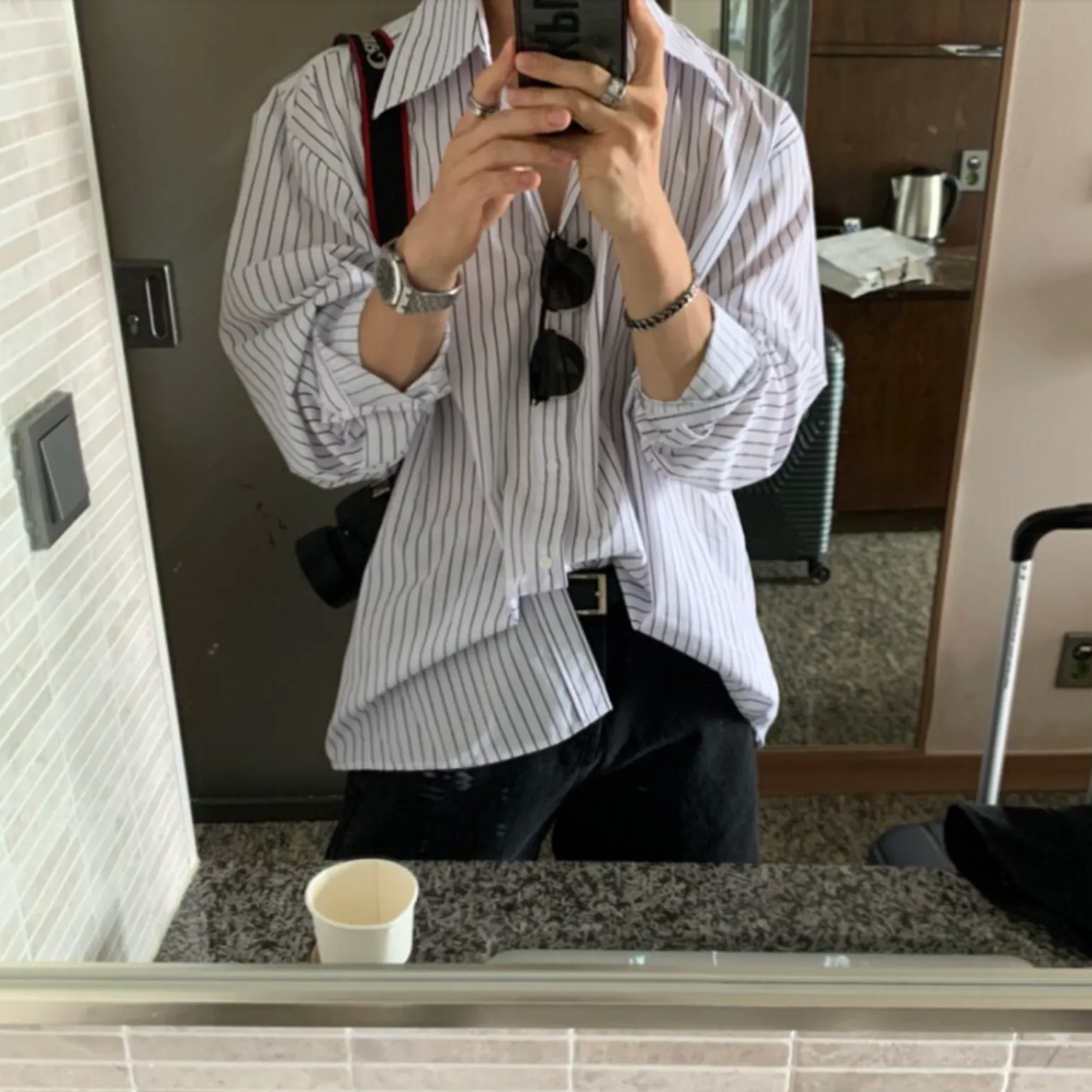 [Korean Style] Blue/White Oversize Striped Shirts