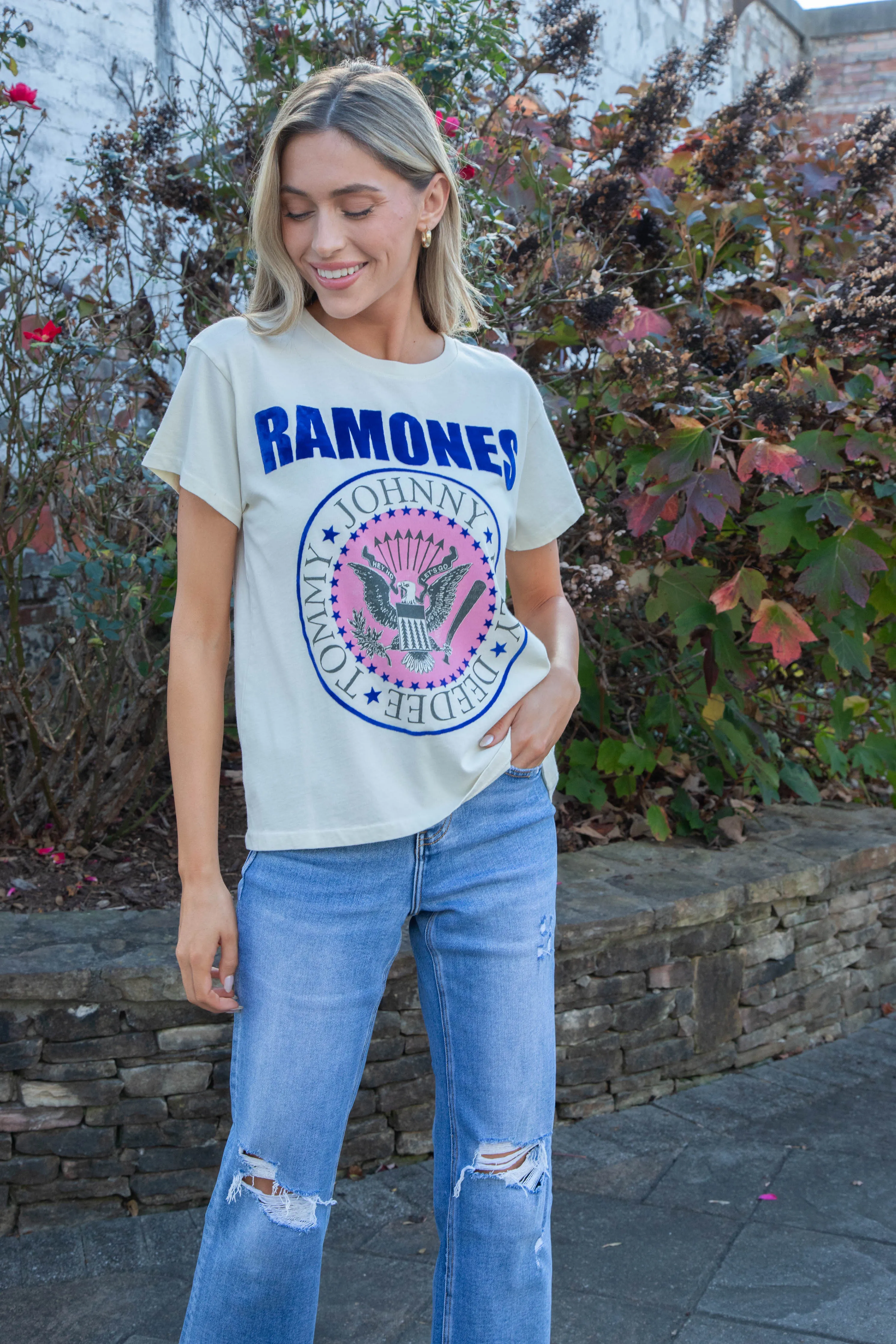 Ramones Classic Seal Tour Tee, Stone Vintage | Daydreamer