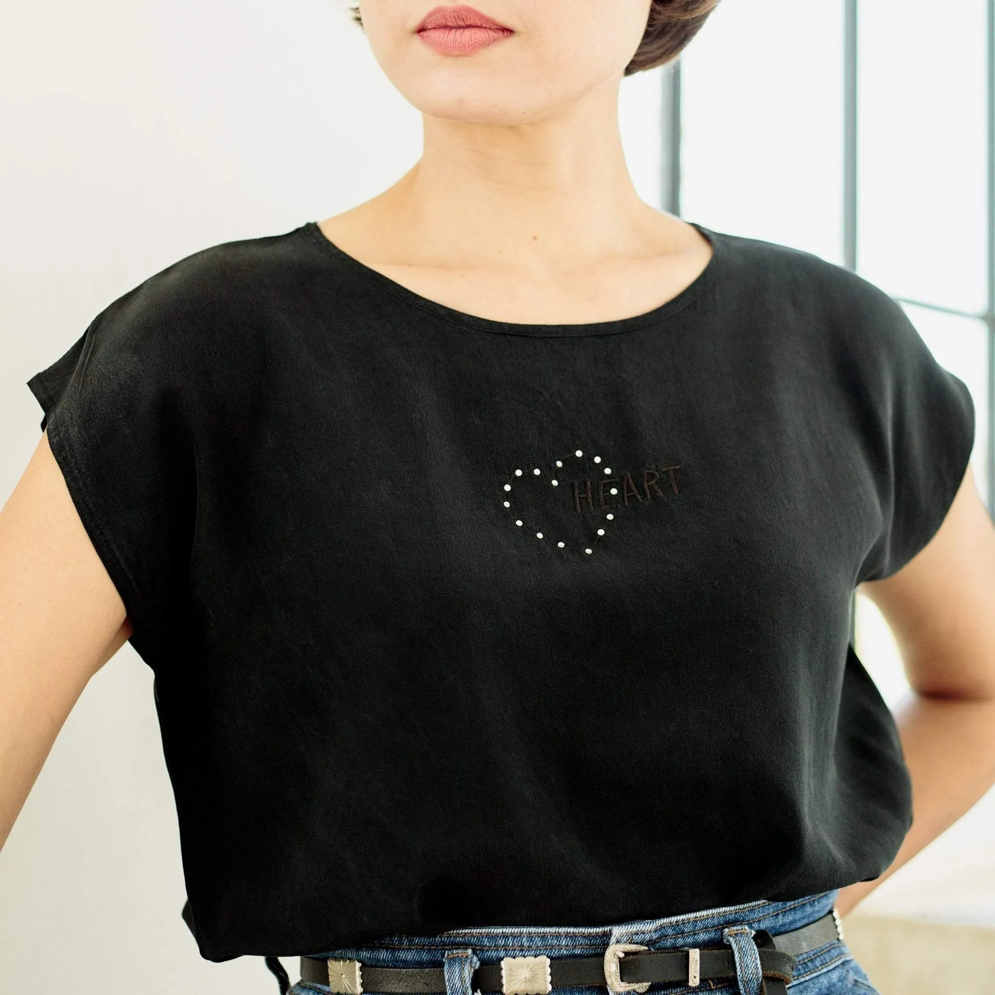 Vintage Silk Short Sleeve Round Neck Black Blouse