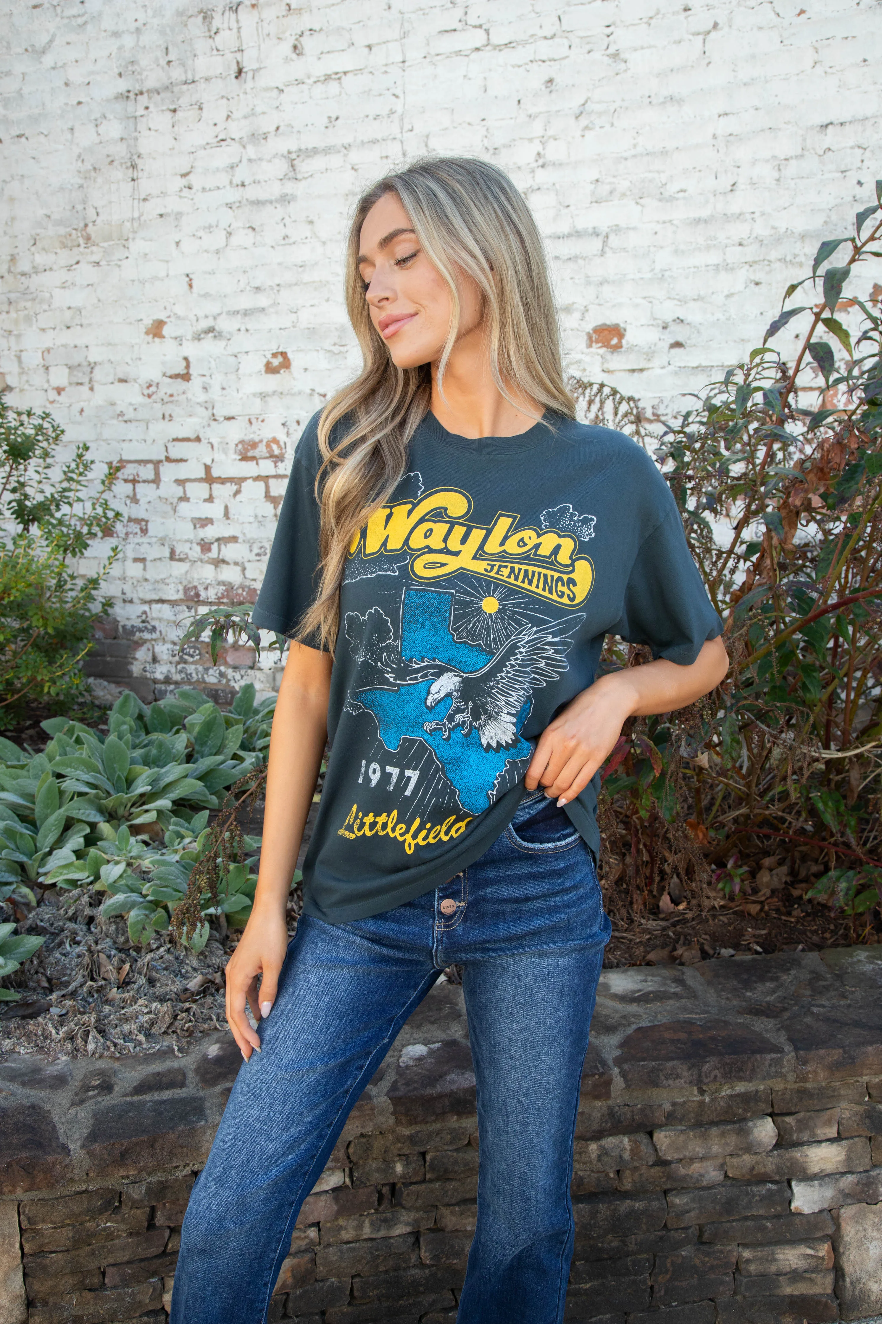 Waylon Jennings Littlefield TX Tee, Vintage Black | Daydreamer